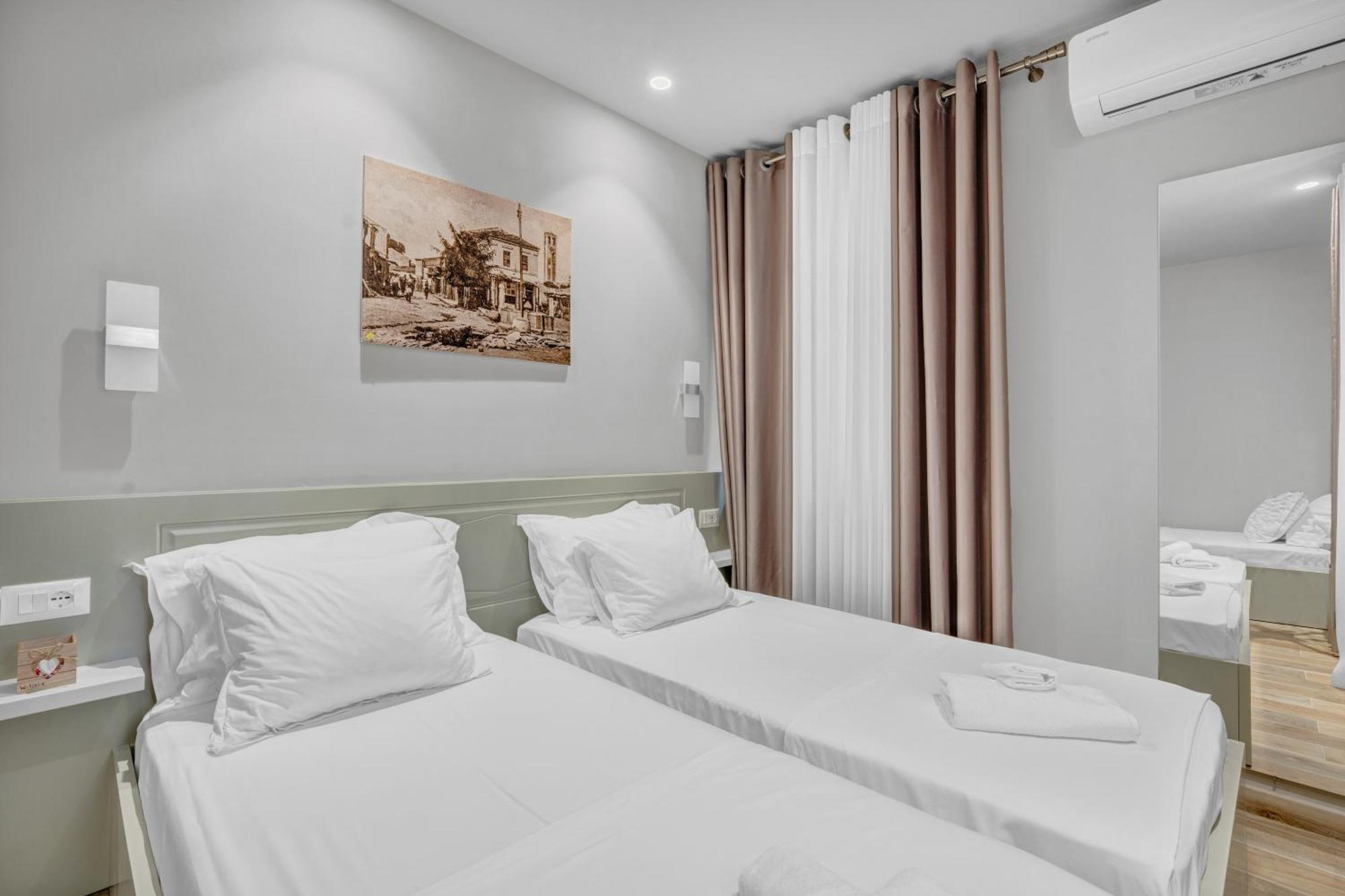 Villa Zoi A Stay To Remember I Located Inside The Castle Of Elbasan, On A Historic Roman Road Via Egnatia I Homemade Breakfast Exterior foto